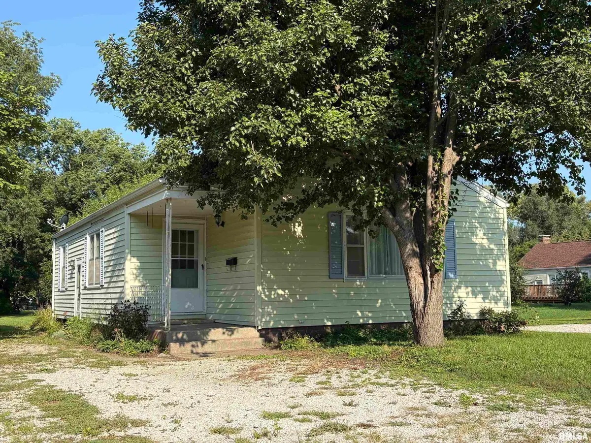 1423 S East Street, South Jacksonville, IL 62650 - #1