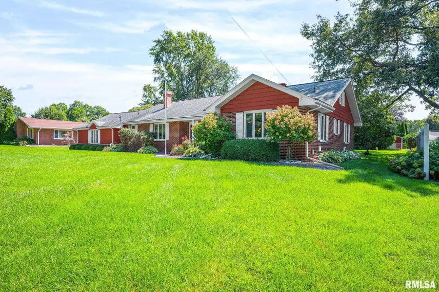 556 Knollcrest Drive, Galesburg, IL 61401 - #3