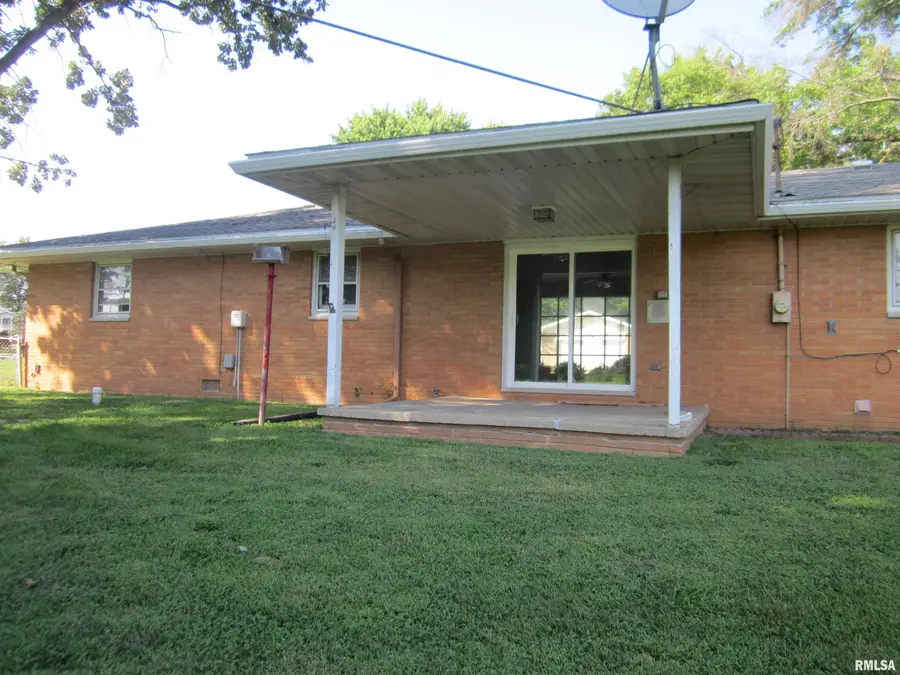 2 Knollwood Street, Sherman, IL 62684-0000 - #2