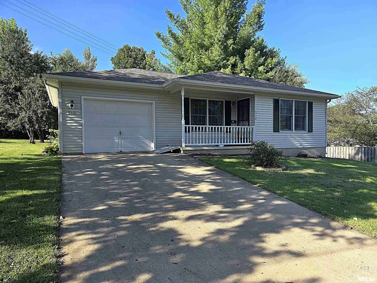 315 W Antle Street, Petersburg, IL 62675 - #1