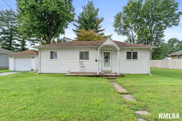 3012 E Enos Avenue, Springfield, IL 62702