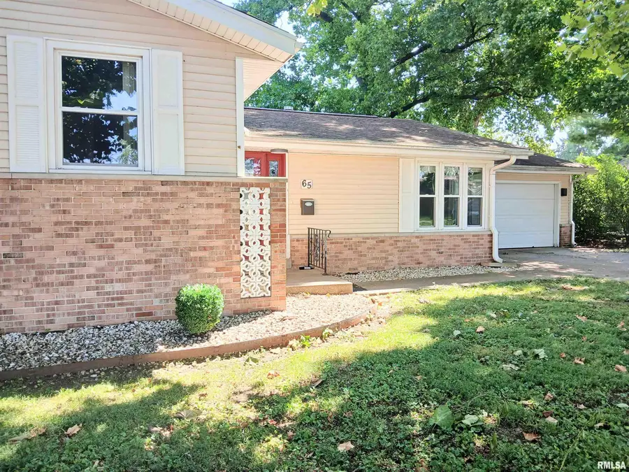 65 Lambert Lane, Springfield, IL 62704 - #2