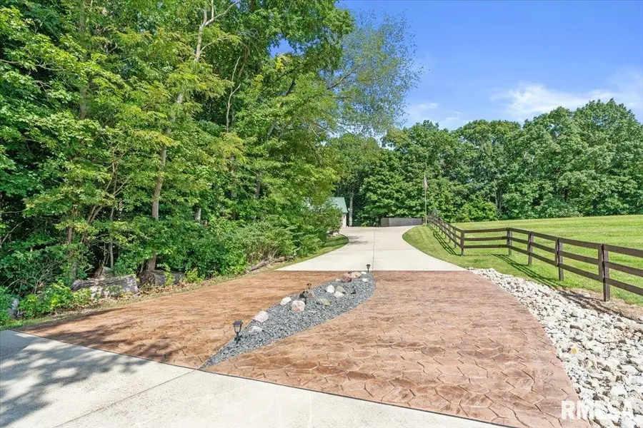 5626 Irwin Bridge Road, Pleasant Plains, IL 62677-3938 - #2