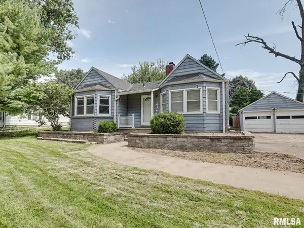 436 E Hickory Grove, Quincy, IL 62305