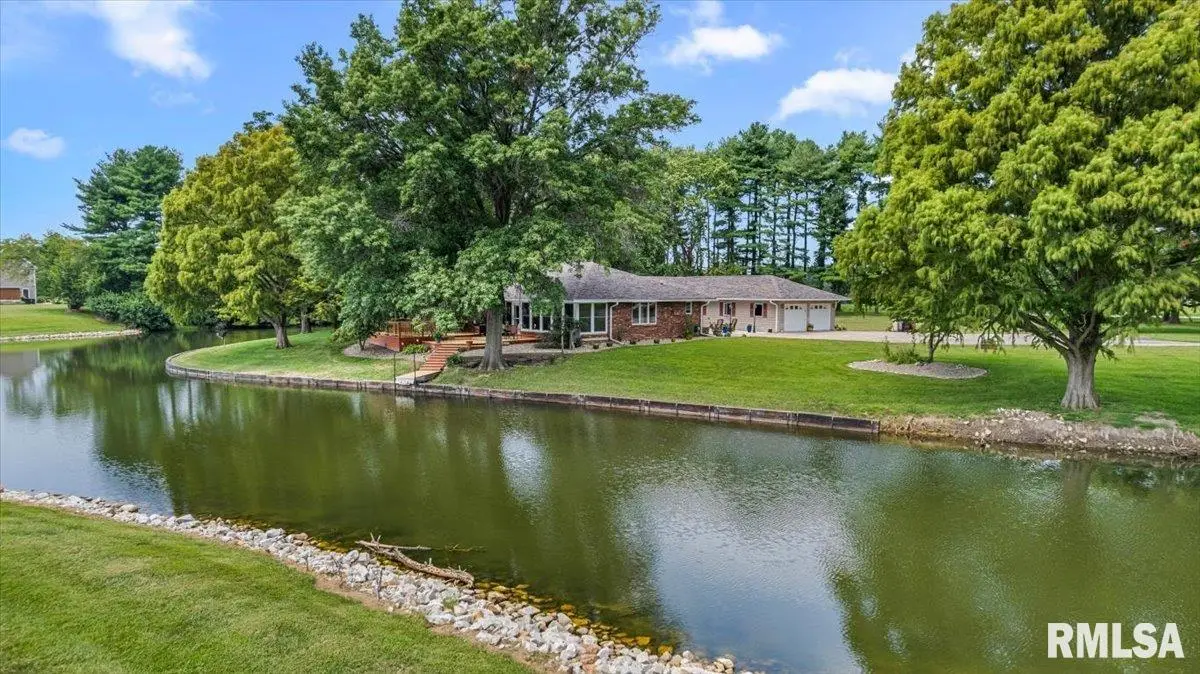1747 Old Airport Road, Jacksonville, IL 62650 - #1