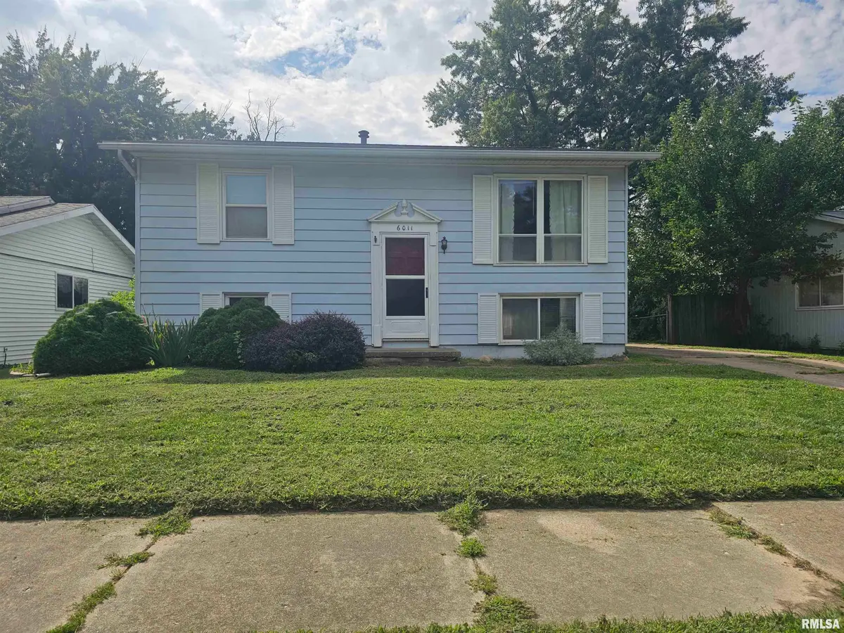 6011 N Idlewhile Drive, Peoria, IL 61615 - #1