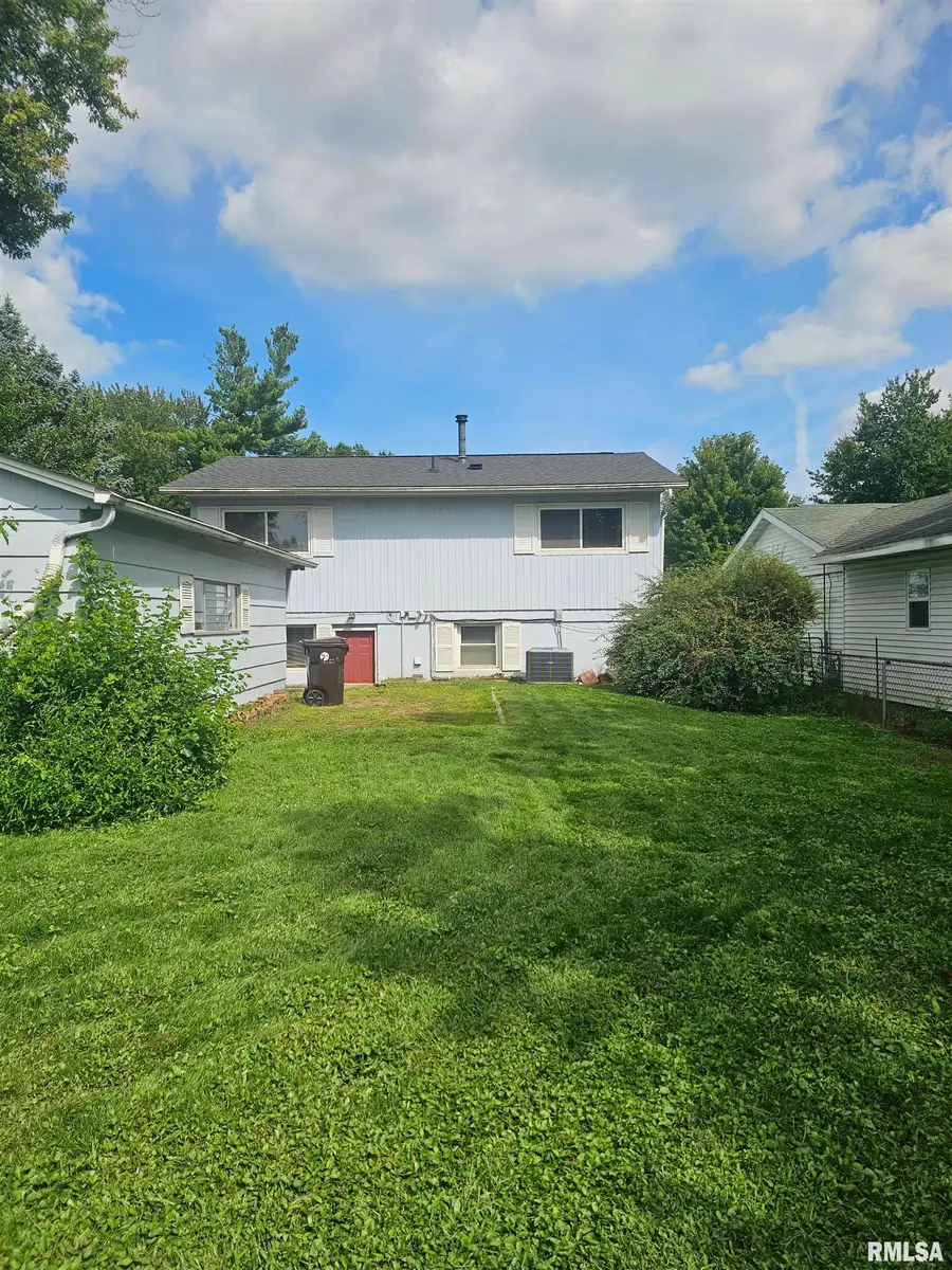 6011 N Idlewhile Drive, Peoria, IL 61615 - #3