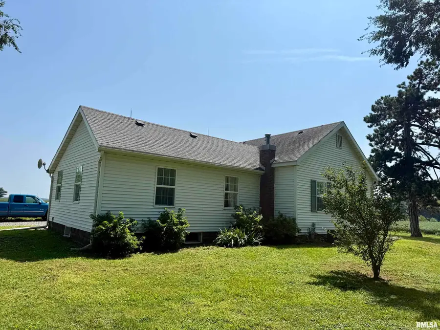 13936 Sangamon County Line Road, Pleasant Plains, IL 62677 - #3