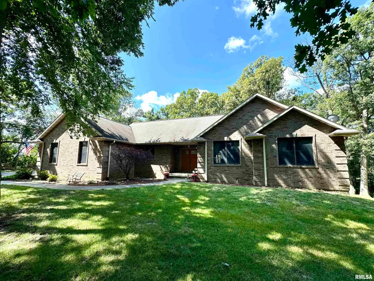 1631 Hillsdale Road, Jacksonville, IL 62650 - #1