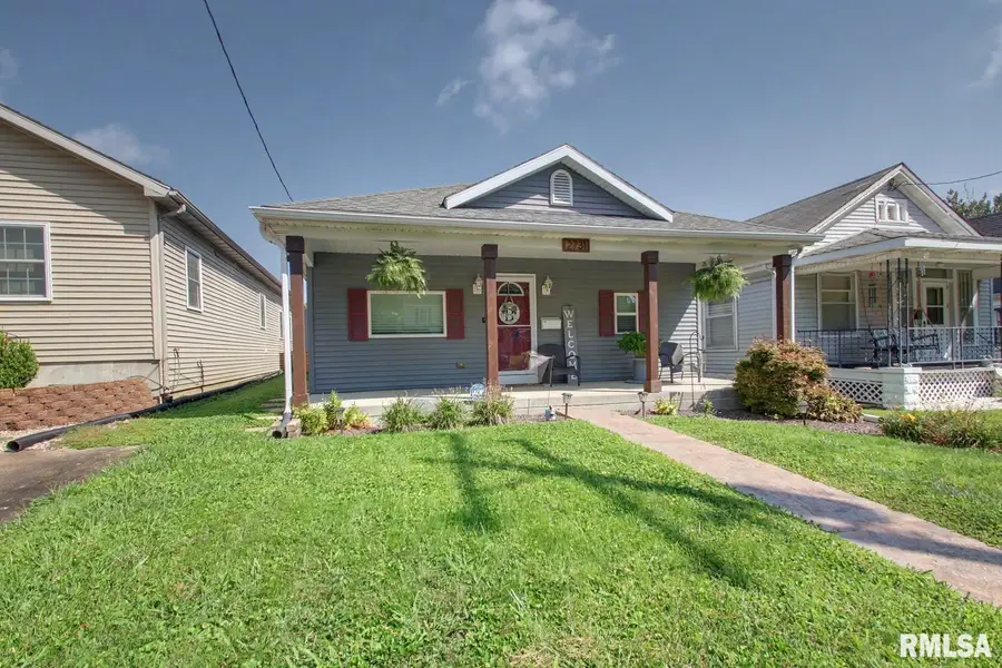 2731 Chestnut Street, Quincy, IL 62301 - #2
