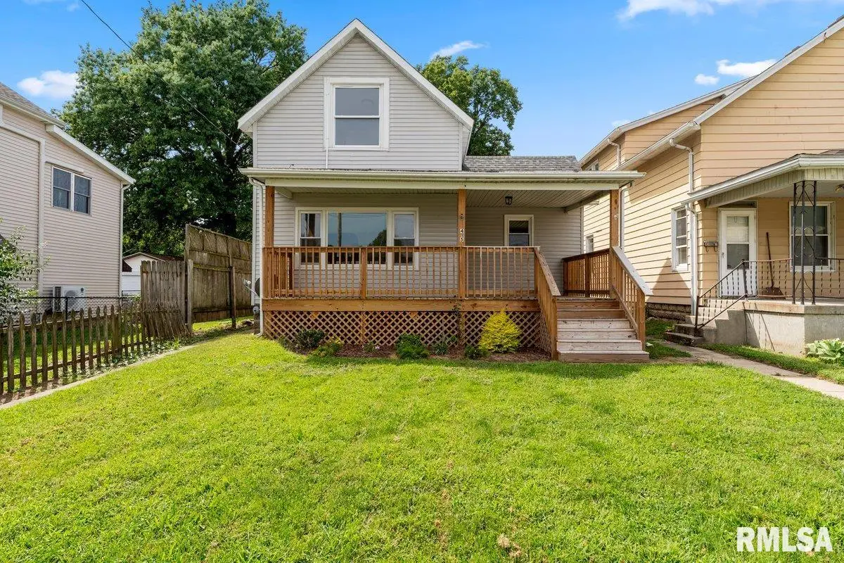 415 S Washington Street, Taylorville, IL 62568 - #1