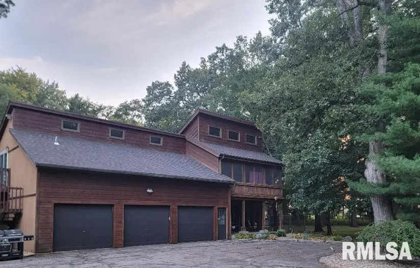 1330 S Shumway Street, Taylorville, IL 62568 - #1
