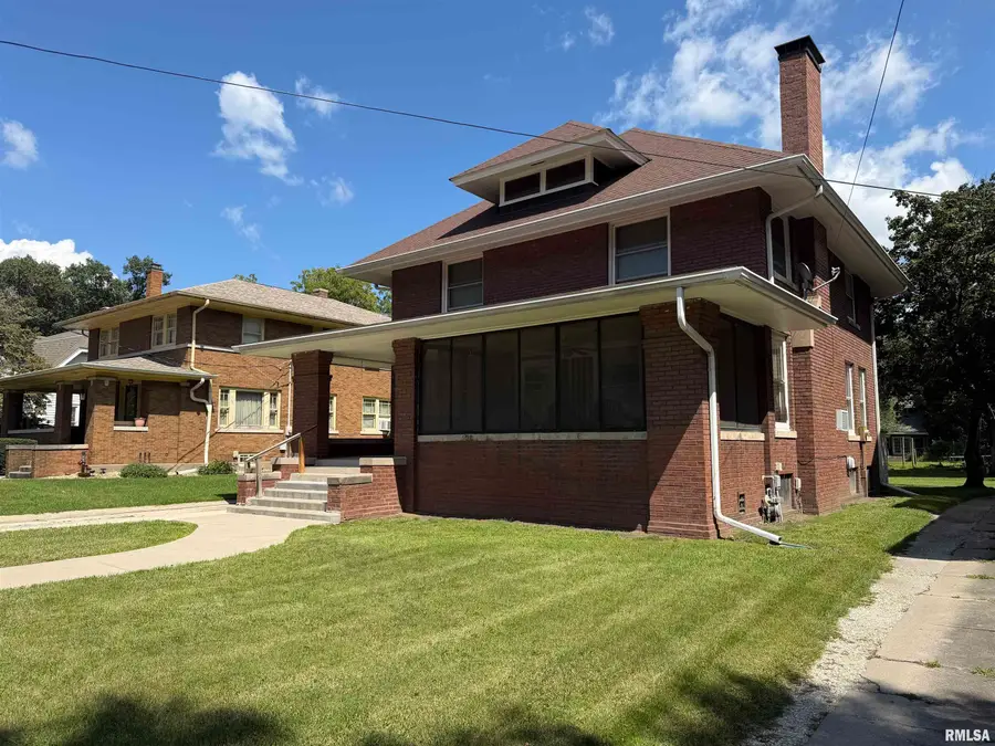 1003 N Broad Street, Galesburg, IL 61401 - #3
