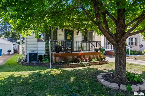 2036 N 7th Street, Springfield, IL 62704