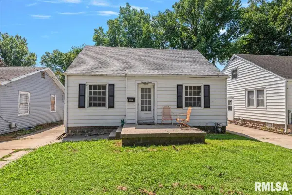 1320 E Stanford Avenue, Springfield, IL 62703