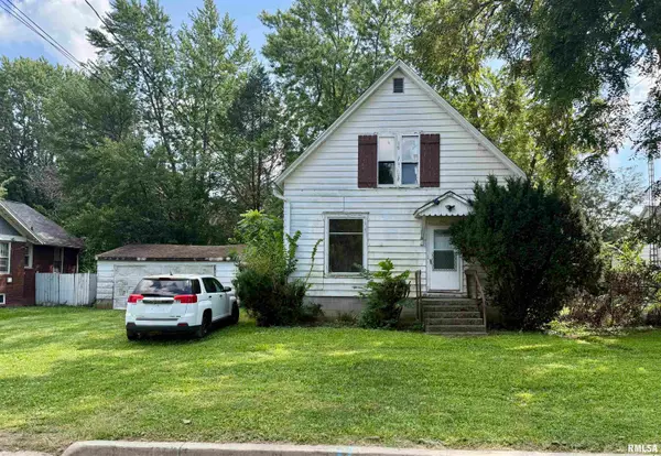 260 W 1st Street, Galesburg, IL 61401