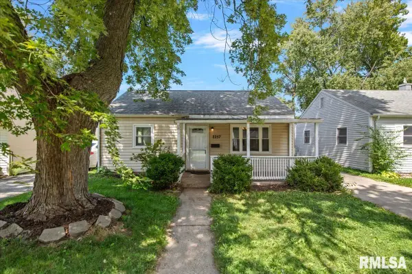 2257 E Converse Avenue, Springfield, IL 62702