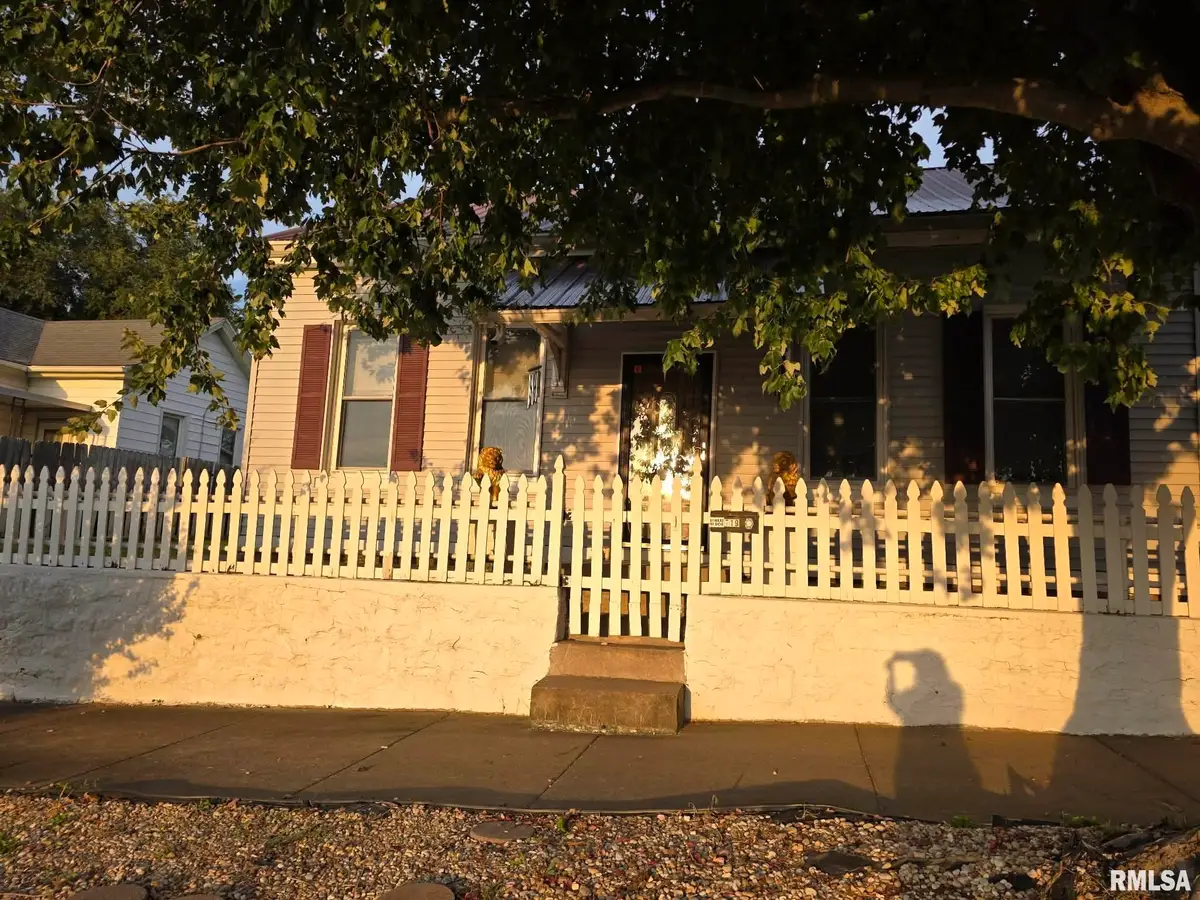 719 S 5th Street, Quincy, IL 62301 - #1