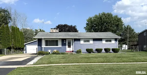 1633 N Farnham Street, Galesburg, IL 61401