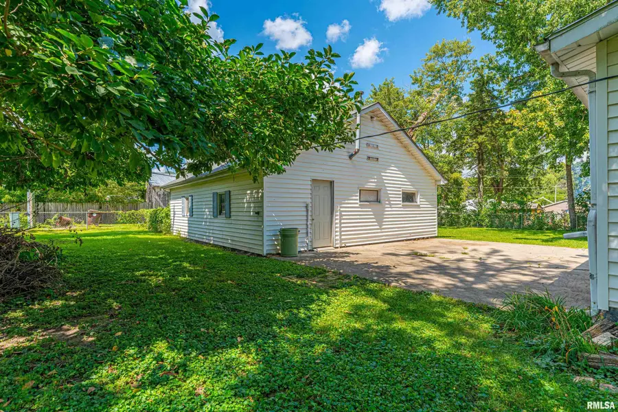 1557 Walnut Street, Beason, IL 62512 - #3