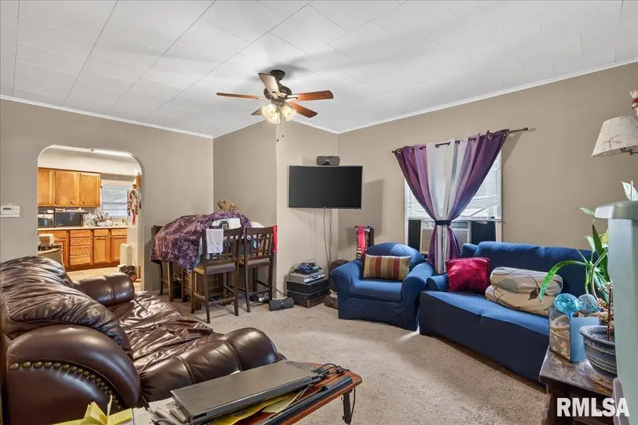 3004 S Allis Avenue, Springfield, IL 62703 - #3