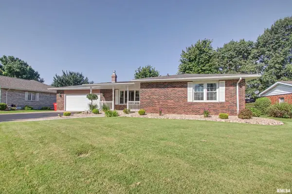 3820 Stonegate Road, Quincy, IL 62305