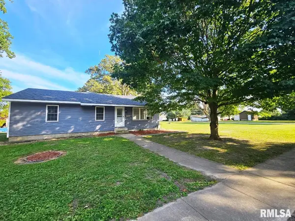 223 S Monroe Street, Harvel, IL 62538