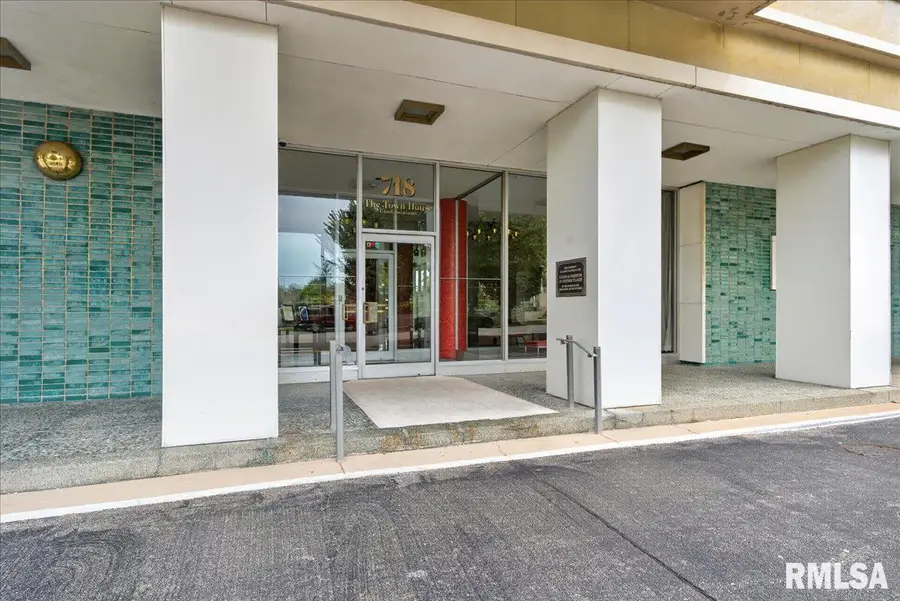 718 S 7th Street #207, Springfield, IL 62703 - #2