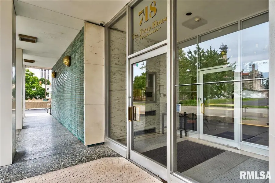 718 S 7th Street #207, Springfield, IL 62703 - #3