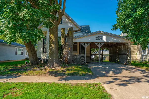 919 E Johnson Street, Clinton, IL 61727