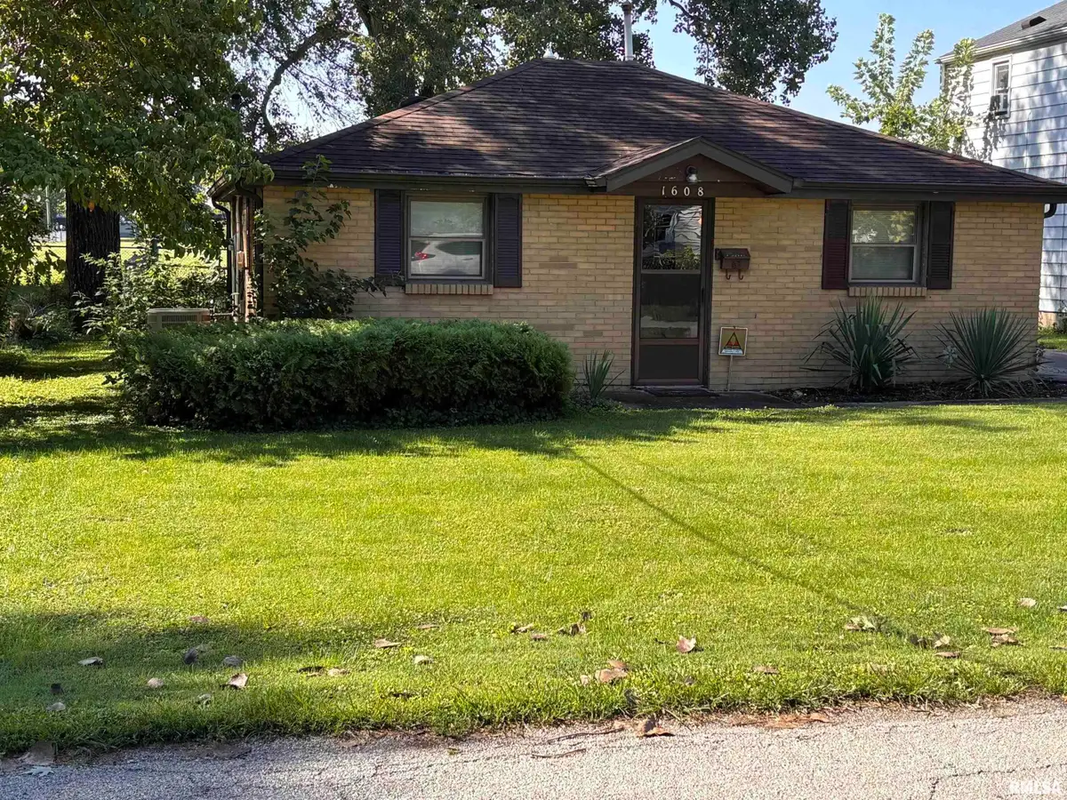 1608 E Knox Avenue, Springfield, IL 62703-4215 - #1