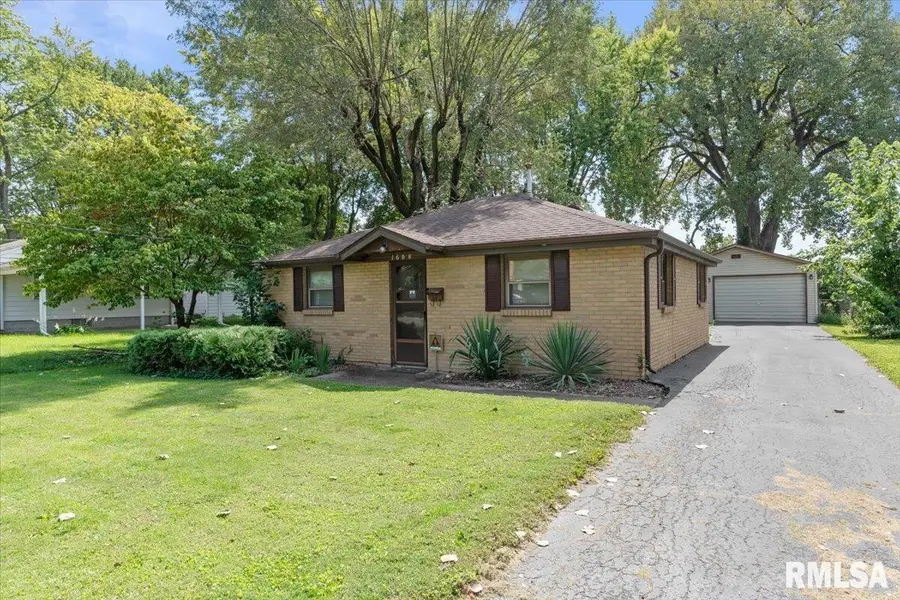1608 E Knox Avenue, Springfield, IL 62703-4215 - #2