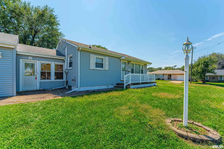 264 South Street, Pekin, IL 61554 - #3