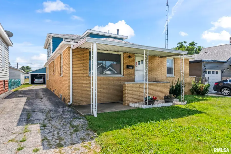 1812 E Converse Street, Springfield, IL 62702 - #2