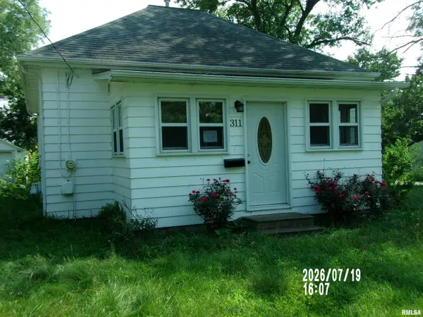311 W Illinois Street, Assumption, IL 62510