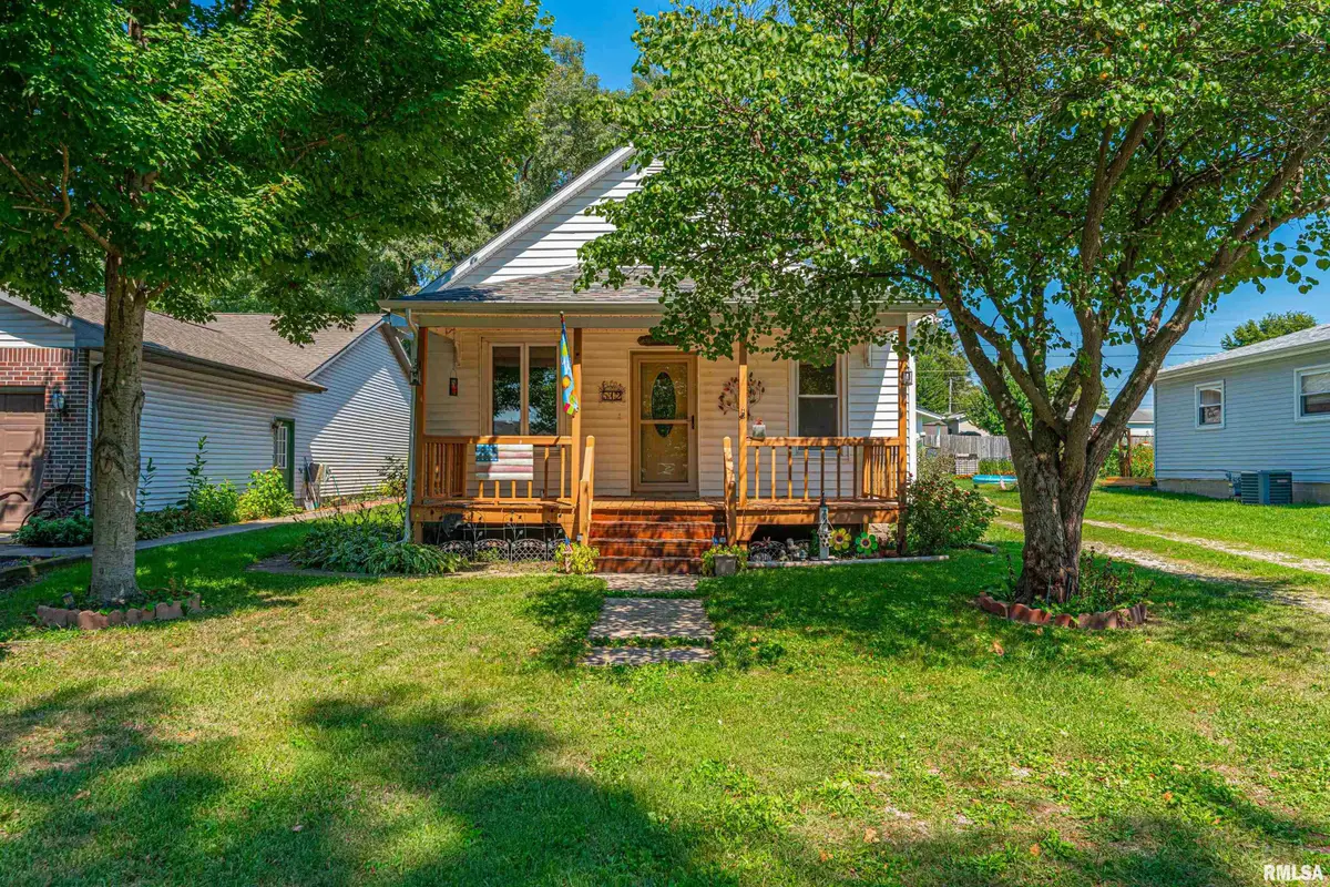 512 Frorer Avenue, Lincoln, IL 62656 - #1
