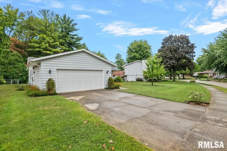 2633 Lemont Drive, Springfield, IL 62704 - #3