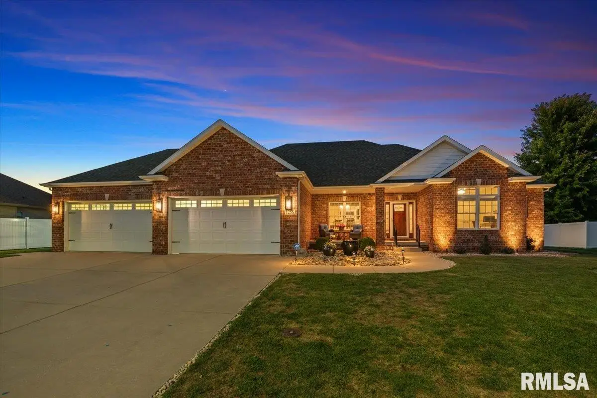 1255 Red Bud Run, Sherman, IL 62684 - #1
