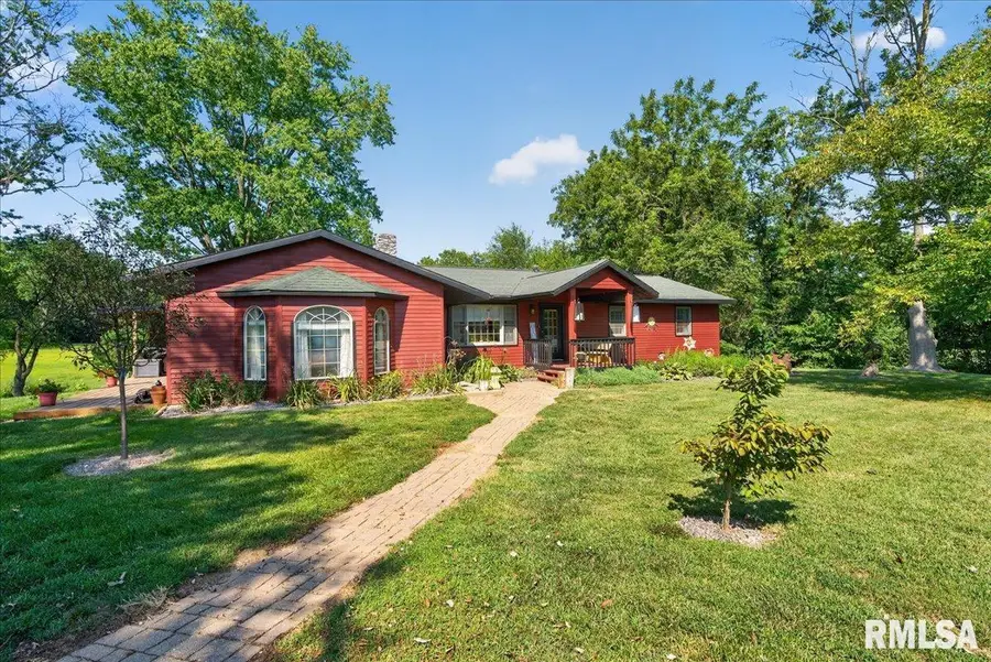 18875 Atterberry Street, Petersburg, IL 62675 - #2