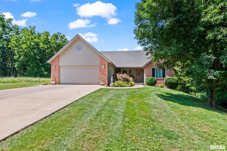 2450 Old Beardstown Road, Springfield, IL 62702 - #2