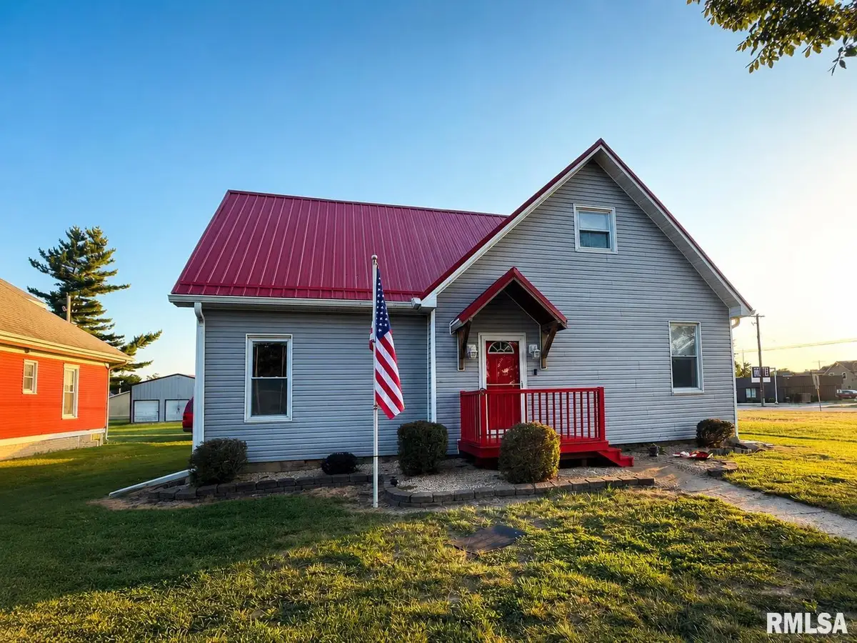 620 Jackson Street, Warsaw, IL 62379 - #1