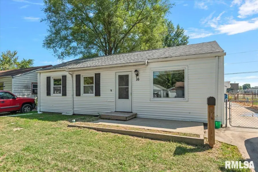 16 Salem Road, Springfield, IL 62702 - #3