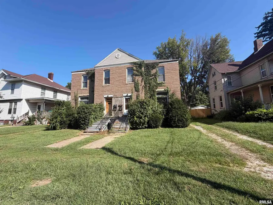 441 E Grove Street, Galesburg, IL 61401 - #3