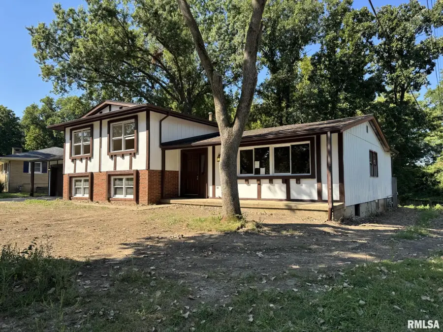 101 Greencastle Circle, Springfield, IL 62712 - #2