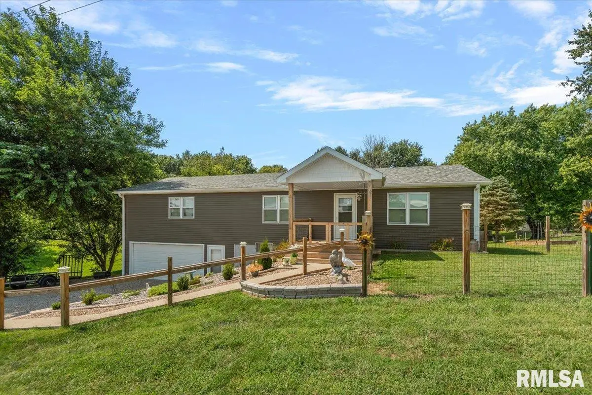 1607 Vineyard Hills Road, Petersburg, IL 62675 - #1