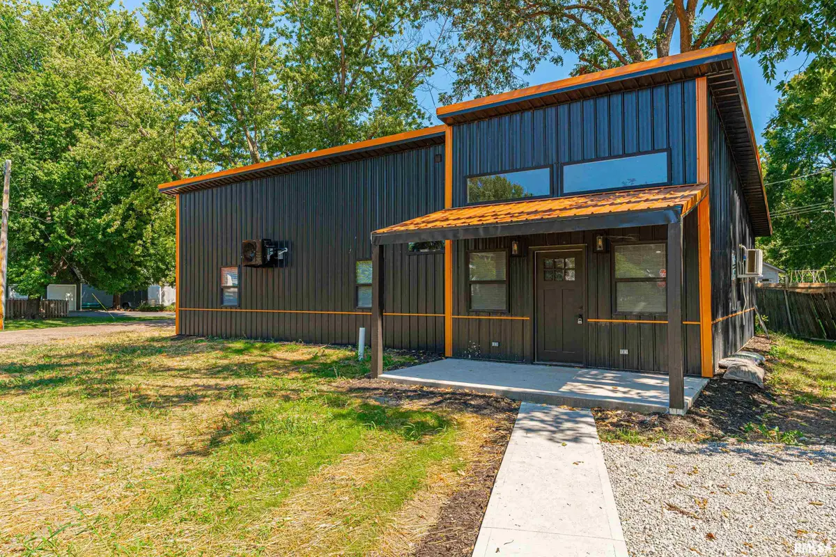 109 3rd Street, Easton, IL 62633 - #1