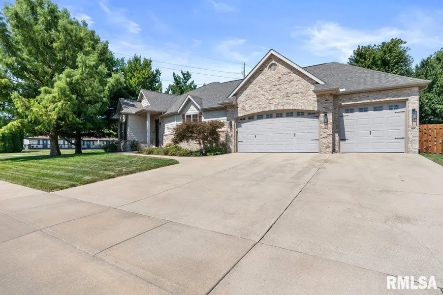 1401 Meadow Rue Drive, Springfield, IL 62712 - #3