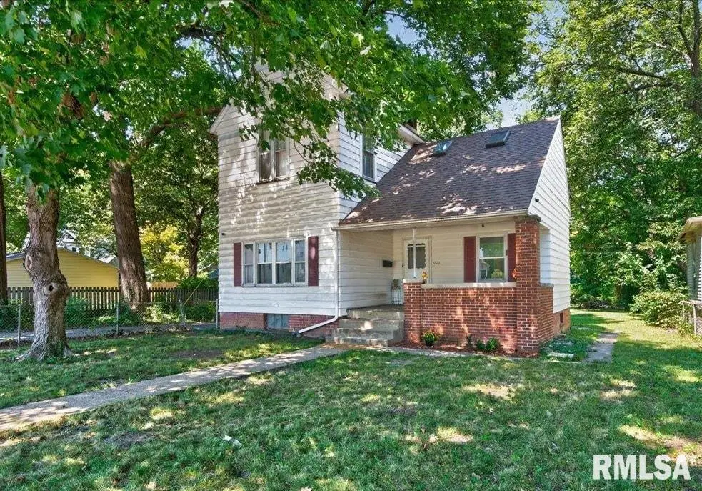 1023 Governor Street, Springfield, IL 62704 - #1