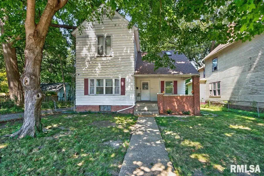 1023 Governor Street, Springfield, IL 62704 - #2