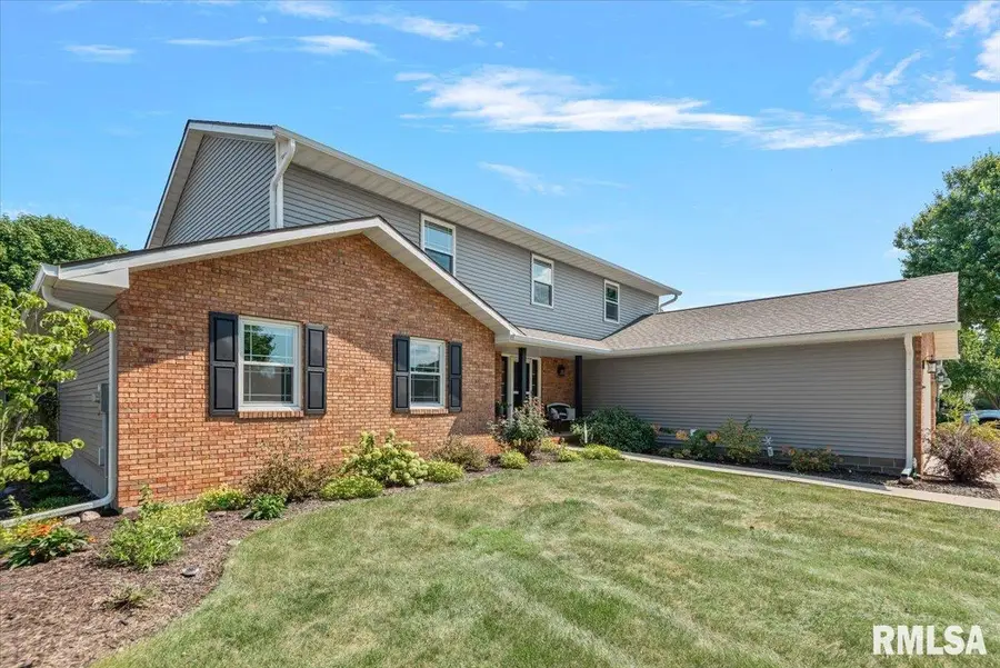 3220 Red Bud Lane, Springfield, IL 62712-8946 - #2